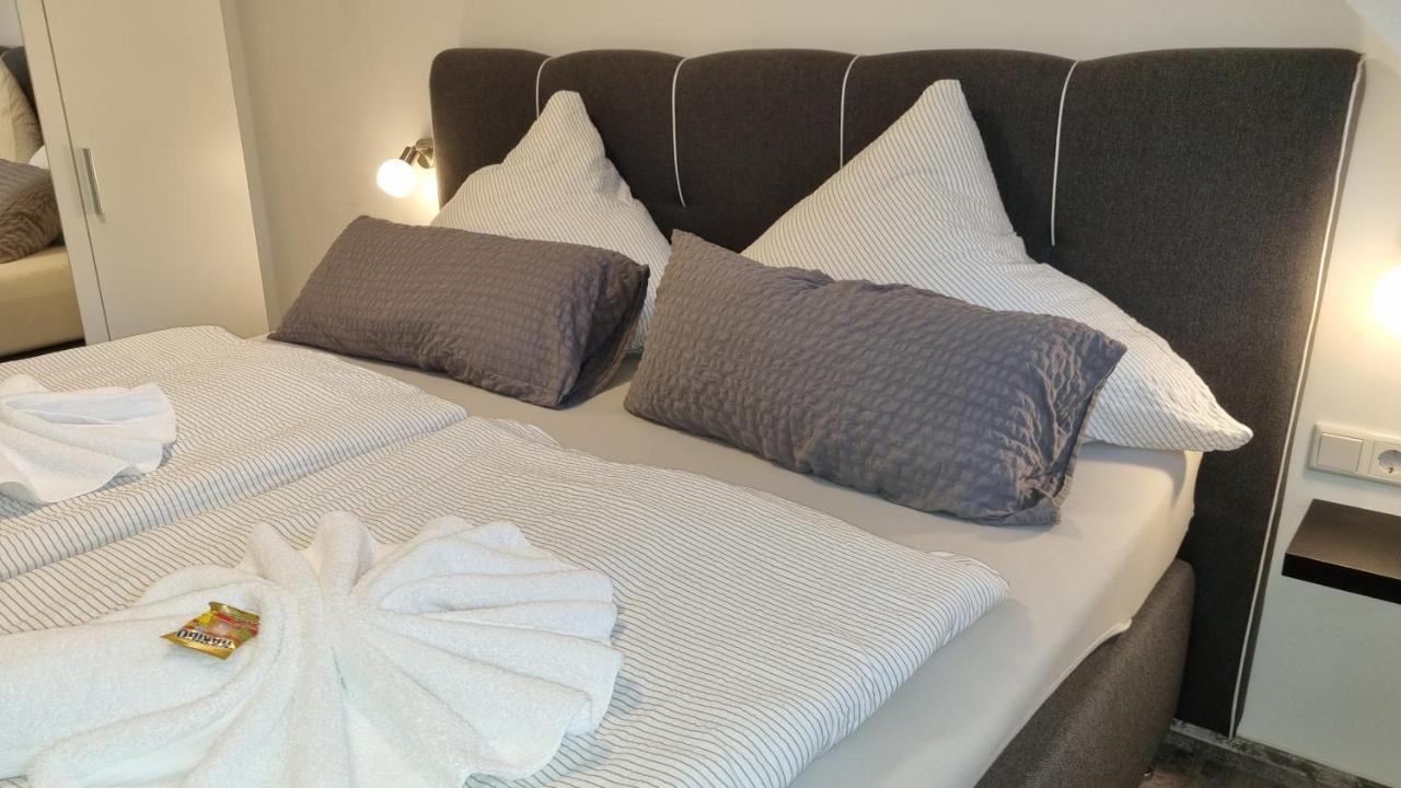 Pension Likedeeler Suite Roger De Flor 보르쿰 외부 사진